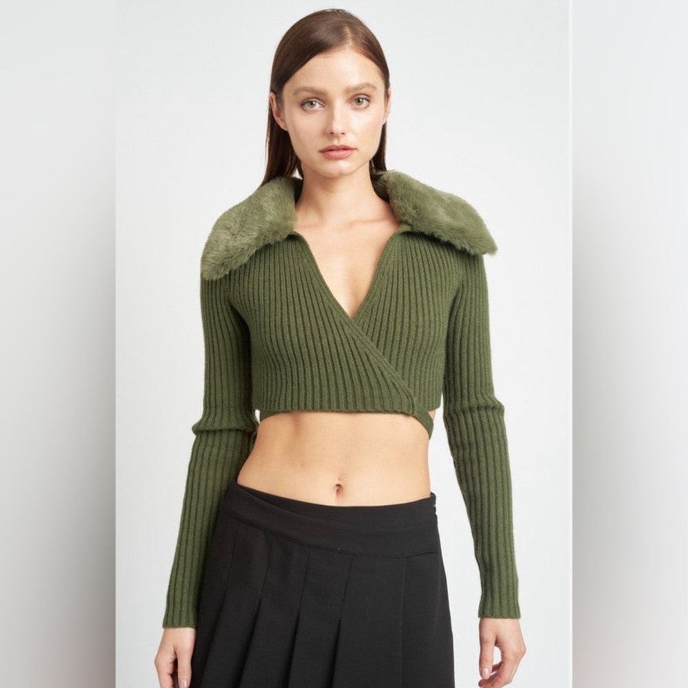 Emory Park Green Ribbed Crop Top with Faux Fur Collar